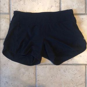 Lululemon “speed up shorts” size 4